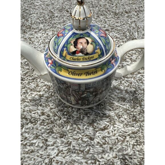 Sadler Made In England Classic Collection The Oliver Twist Tea‎ Pot - Picture 1 of 6